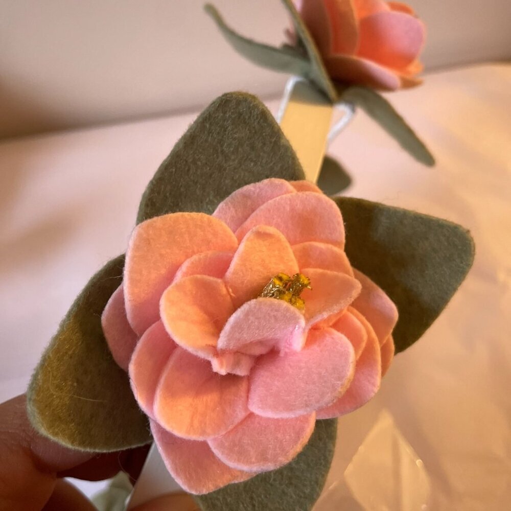 Pottery Barn Kids Felted Pink Roses Musical Baby Crib Mobile - Picture 8 of 11